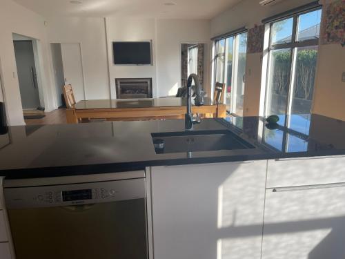 Stunning park side holiday home in Wigram