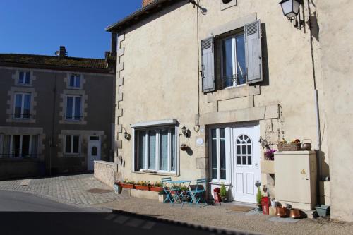 La Maison au Coin chambre d'hôte Le Vigeant