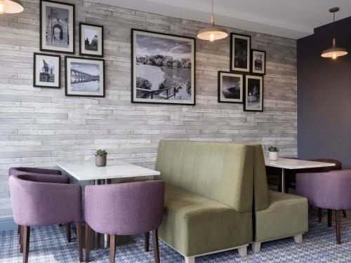 Jurys Inn Leeds - image 8