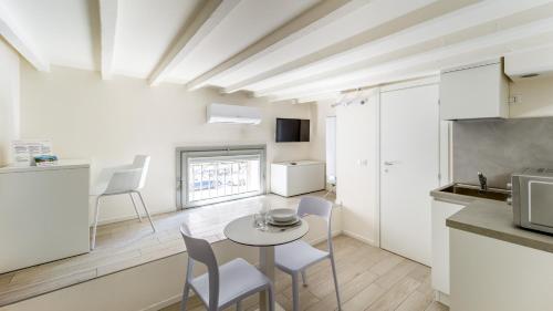 บริการและสิ่งอำนวยความสะดวก, Italianway - The B Village Standard near อาร์โก เดลลา ปาเช่