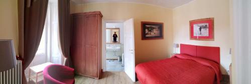 2 bedrooms, 4 beds