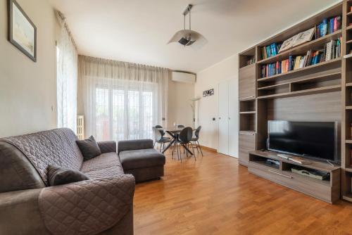Piazza Bologna Terrace Apartment, Rome (photo 9)