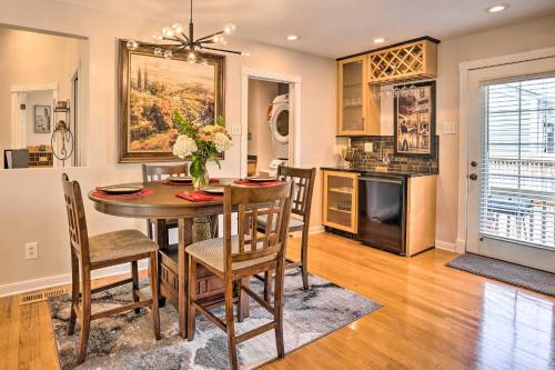 Cozy Richmond Retreat with Yard about 5 Mi to Dtwn! in Richmond, USA