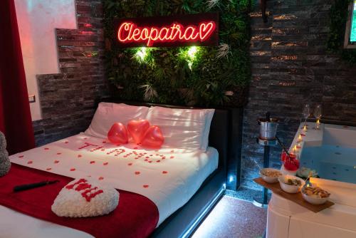 Cleopatra - image 14