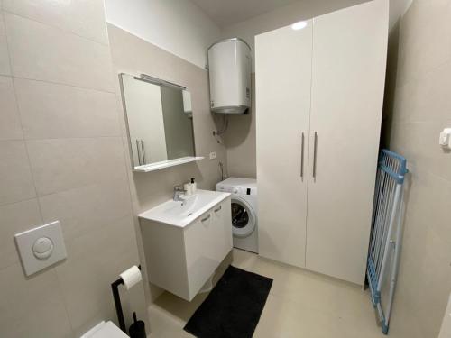 Two-Bedroom Apartment image 3