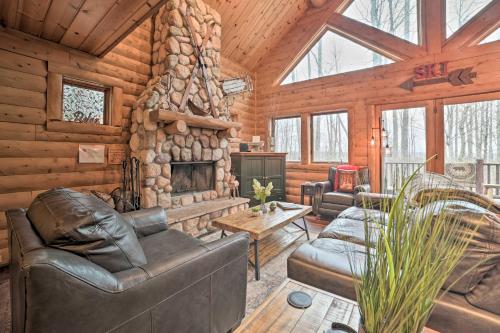 Boyne Mtn Cabin with Hot Tub Near Resort - image 10