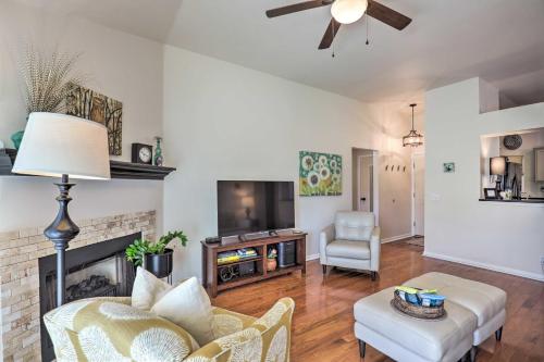 Chic Kyle Home with Patio - 20 Mi to DT Austin! - image 8