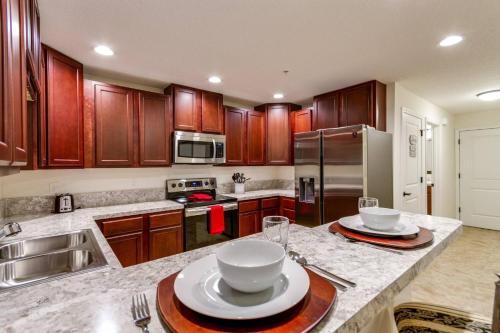 . Oak Street #13