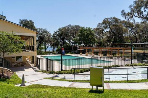 Oak Street #3 in Grīnkovspringsa (FL)