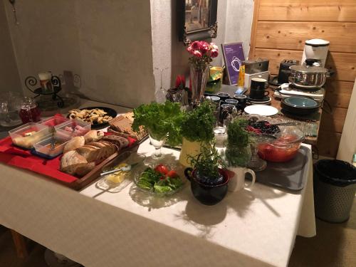 Ēdiens un dzērieni, Vehkaniemen Lomatila in Pohjaslahti