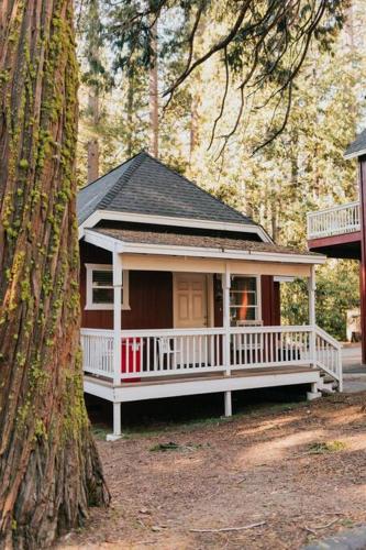 The Long Barn Lodge