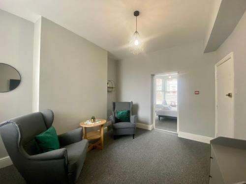 Sheil Road Studios - Be My Guest Liverpool, Liverpool (photo 10)