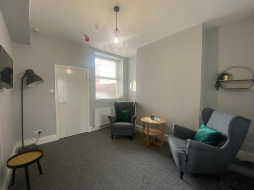 Sheil Road Studios - Be My Guest Liverpool, Liverpool (photo 9)