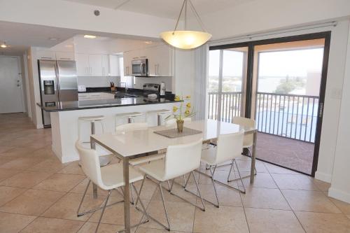 Villa Madeira by Travel Resort Services in St Pete Beach, USA