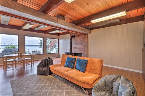 Beachfront Family Home with Views Hike and Fish! - image 10