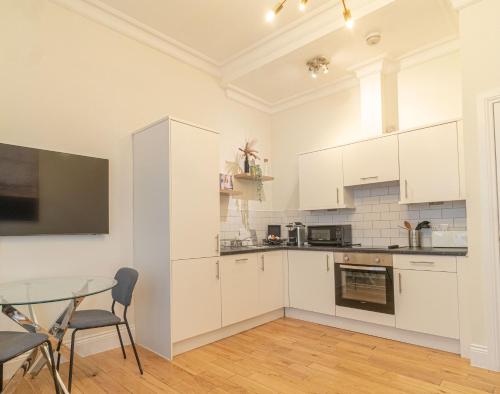 Large Blythswood Residence, Glasgow (photo 8)
