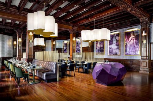 357587919 Fairmont Empress Hotel