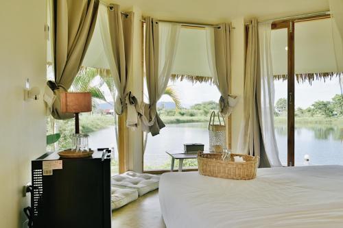 Doowall Hotel in Mae Lao