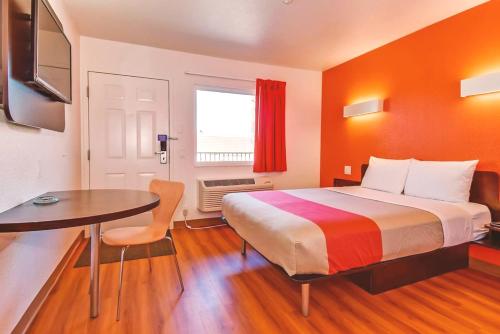 Key Inn Macedonia - image 5