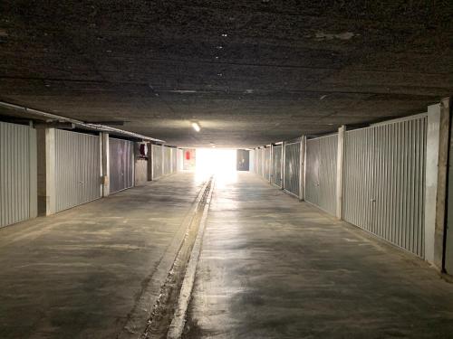 Appartement rue de l'amarrage à PORT GRIMAUD avec Terrasse vue canaux et garage Appartement rue de l'amarrage à PORT GRIMAUD avec Terrasse vue canaux et garage