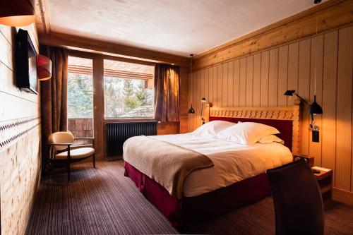 Chambre double avec 1 ou 2 lits, vue sur la montagne