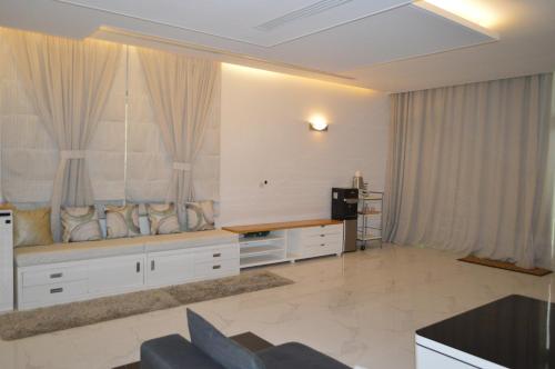 Wave Resort - Amwaj Chalets in ดาห์ราน