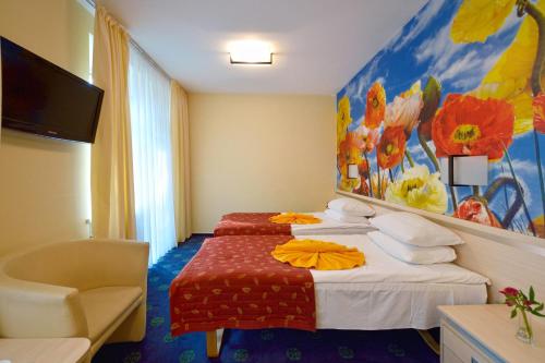 1 queen bed