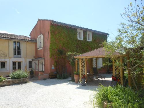 Les Passiflores - Chambre d'hôtes - Roussillon