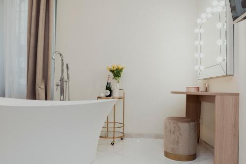 Cesare ai Cavalieri Suites - image 8