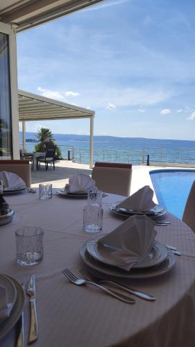 Hotel Neva – Podstrana, MD
