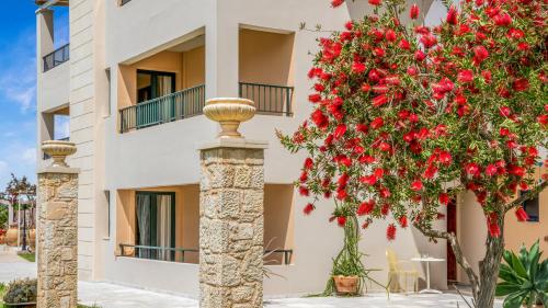 Golden Bay Hotel Apartments - image 4