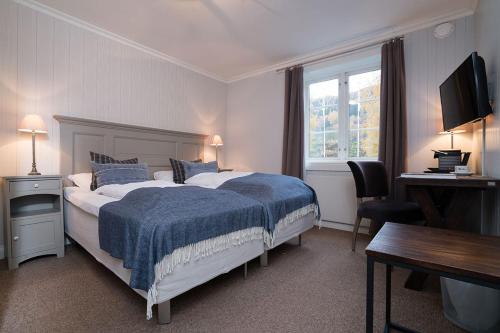 1 double bed