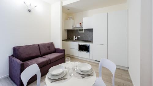 ห้องครัว, Italianway - The B Village Business near ปราสาทซฟอฟเซสโก