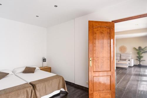 Deluxe Apartment with Sea Views image 8