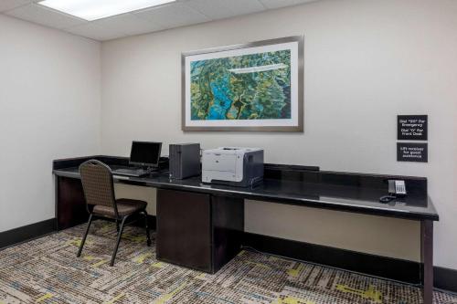 Comfort Inn Sherman - image 6