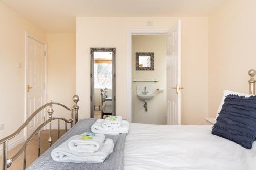 Pass the Keys Large 3 bed with easy access to explore Yorkshire gîte à louer Skelton