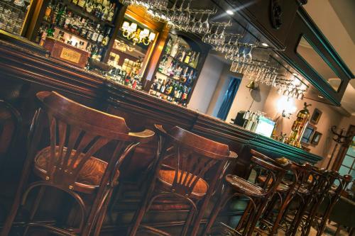 AX The Victoria Hotel - image 9