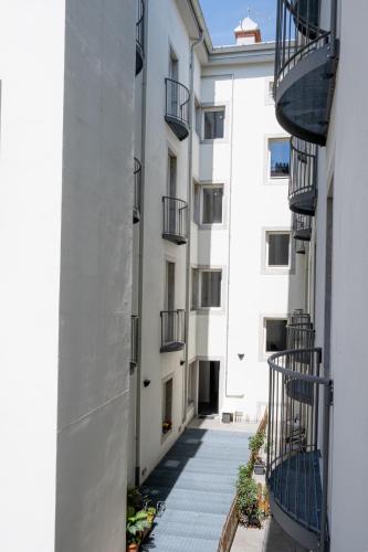 Deluxe Apartment image 2