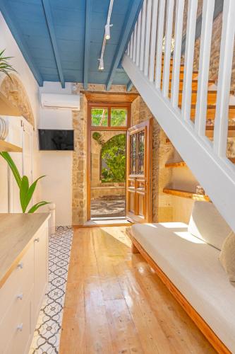 Sala Historical Luxury Suites 3