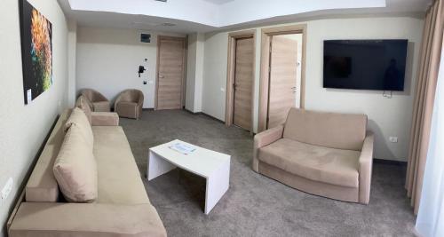 Hotel Alis – Eforie Nord, CA