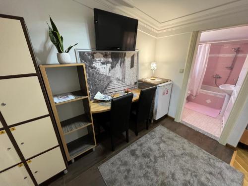 Hostel Dino - image 14