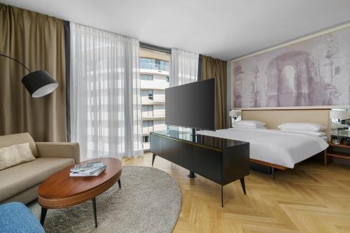 room detail thumbnail 0