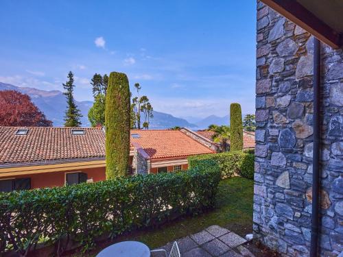  Apartment Hermitage-1 by Interhome in Porto Valtravaglia