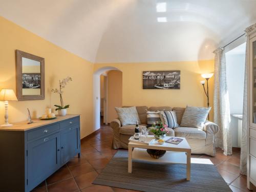  Apartment Ca´ du Mou - DOL102 by Interhome in Dolcedo