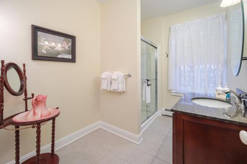 Bedford Inn - image 8