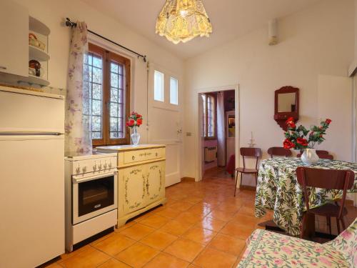 Holiday Home Podere Conte Francesco-Carla by Interhome in Чертальдо