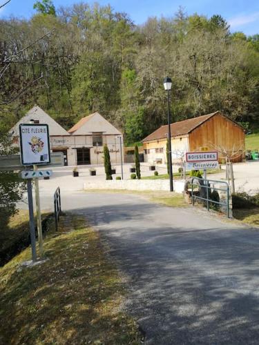 La maison de Zélia (La maison de Zelia) in Меркус