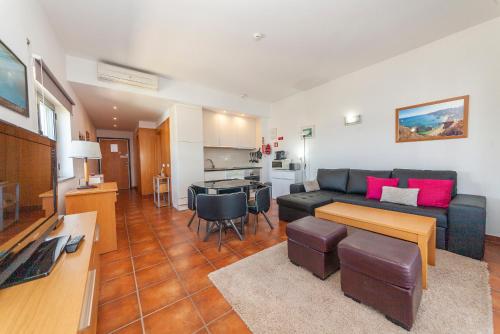 A21 - 1 Bed Apartment in MarinaPark in Lagos