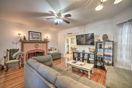 Pet-Friendly Saugerties Home Walk to Main Street! - image 6