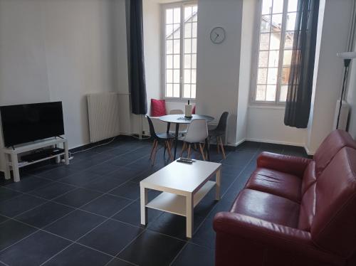 B&B Salins-les-Bains - O'Couvent - Appartement 73 m2 - 2 chambres - A311 - Bed and Breakfast Salins-les-Bains